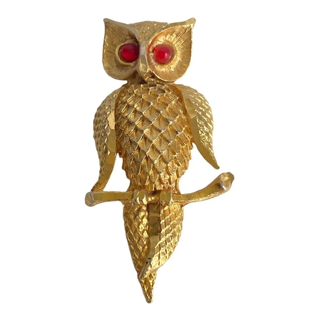 Vintage 60s Owl Brooch Gold Tone Red Gem Eyes Estate Costume Jewelry BSK Pin‎